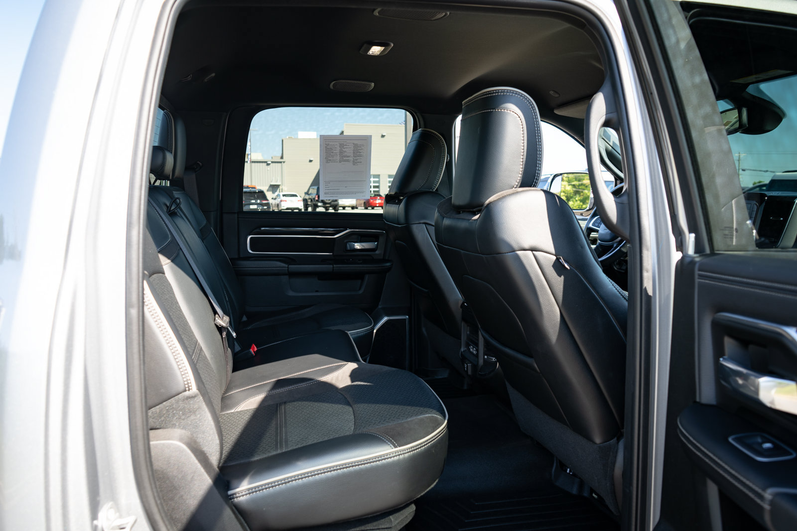 Used 2022 RAM 3500 Laramie AWD/4WD image 20