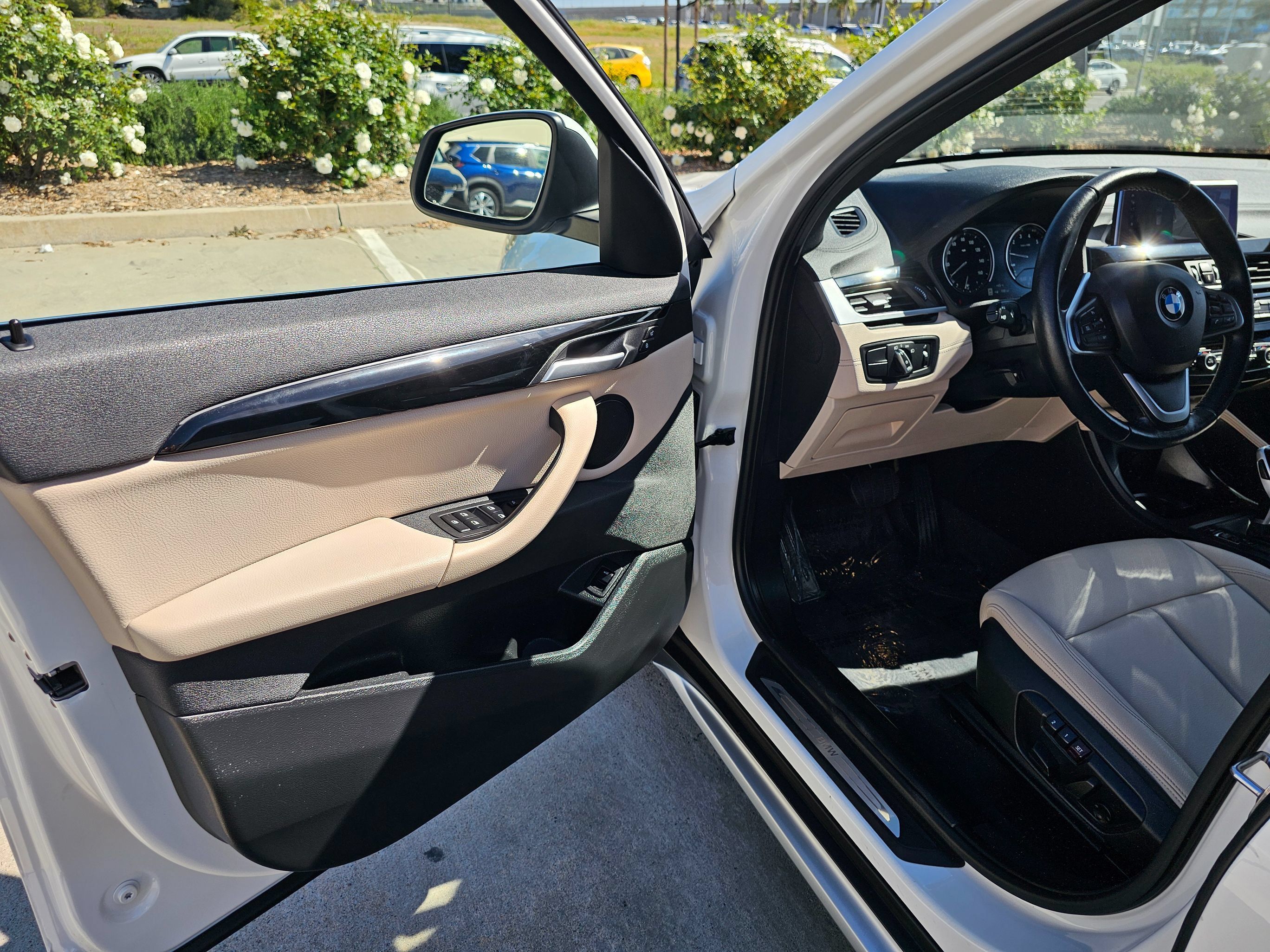 Used 2021 BMW X1 sDrive28i w/ Convenience Package FWD image 14