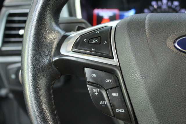 Used 2017 Ford Fusion Titanium FWD image 15