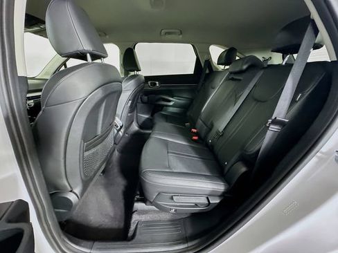Used 2025 Kia Sorento S FWD image 26
