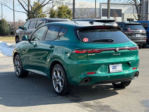 Used 2025 Alfa Romeo Tonale Tributo Italiano image 8