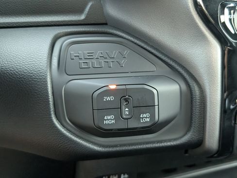 Used 2026 RAM 2500 Big Horn AWD/4WD image 18