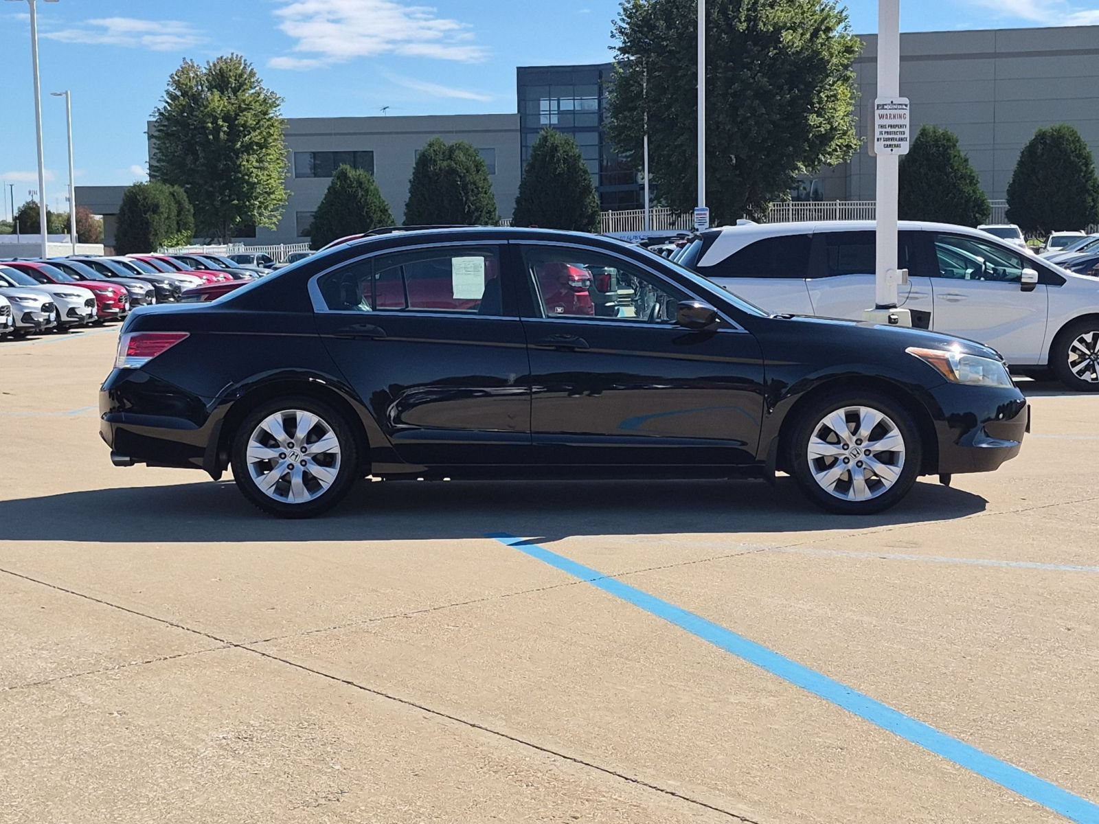 Used 2010 Honda Accord EX-L image 5