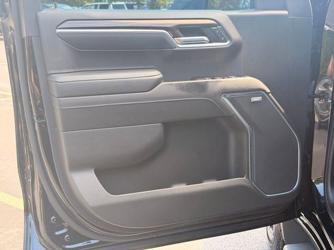 Used 2022 Chevrolet Silverado 1500 LT Trail Boss w/ LT Trail Boss Premium Package AWD/4WD image 25