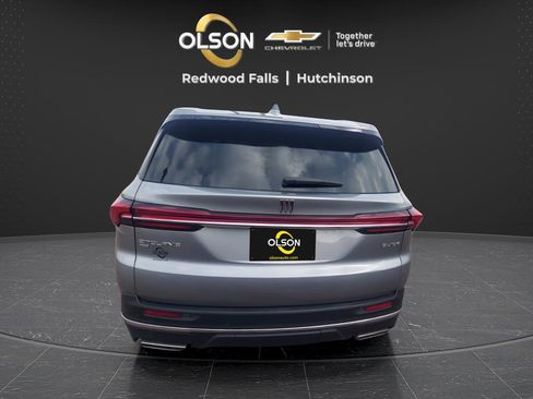 Used 2025 Buick Enclave Preferred image 4