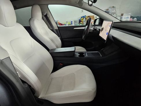 Used 2023 Tesla Model Y Long Range AWD/4WD image 15
