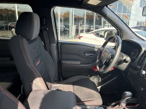Used 2023 Nissan Frontier Pro-X w/ Technology Package RWD image 10