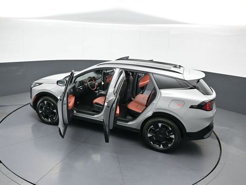 New 2026 Kia Sportage SX AWD/4WD image 44