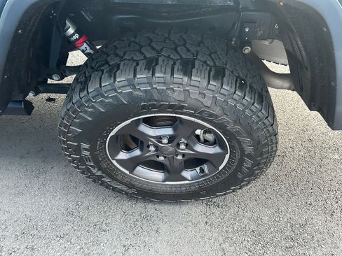 Used 2021 Jeep Gladiator Rubicon w/ LED Lighting Group image 35