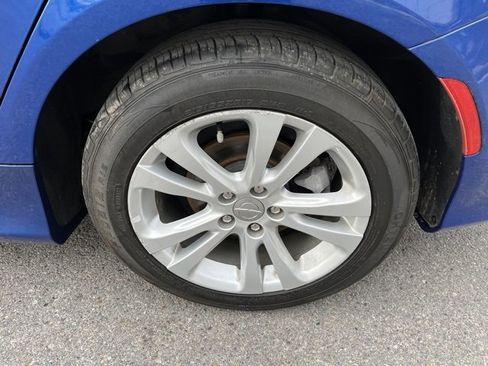 Used 2015 Chrysler 200 Limited image 24