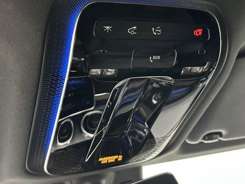 Certified 2025 Mercedes-Benz GLC 300 4MATIC image 32