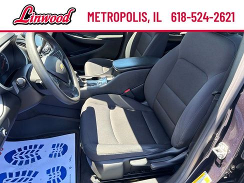 Used 2023 Chevrolet Malibu LS w/ LPO, Floor Liner Package FWD image 13