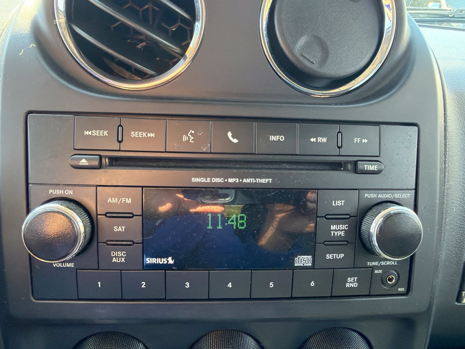 Used 2015 Jeep Patriot Sport w/ Power Value Group AWD/4WD image 16