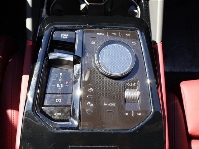 Used 2026 BMW i5 eDrive40 AWD/4WD image 19