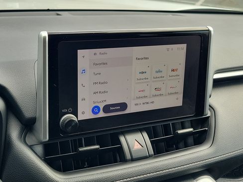 Certified 2025 Toyota RAV4 XLE AWD/4WD image 27