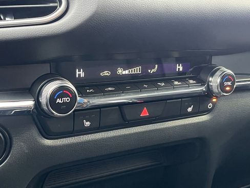 Certified 2025 MAZDA CX-30 AWD 2.5 S w/ Preferred Package image 24