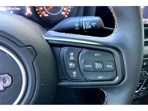 Used 2024 Jeep Wrangler Unlimited Sport AWD/4WD image 25