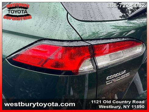 Certified 2023 Toyota Corolla Cross LE w/ Moonroof Package AWD/4WD image 7