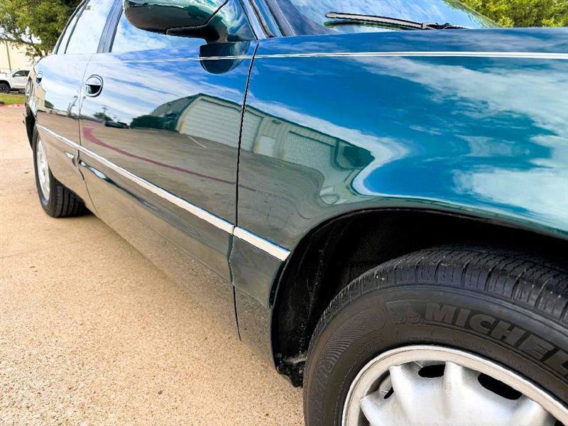 Used 1999 Buick Park Avenue w/ Prestige Opt Pkg FWD image 13