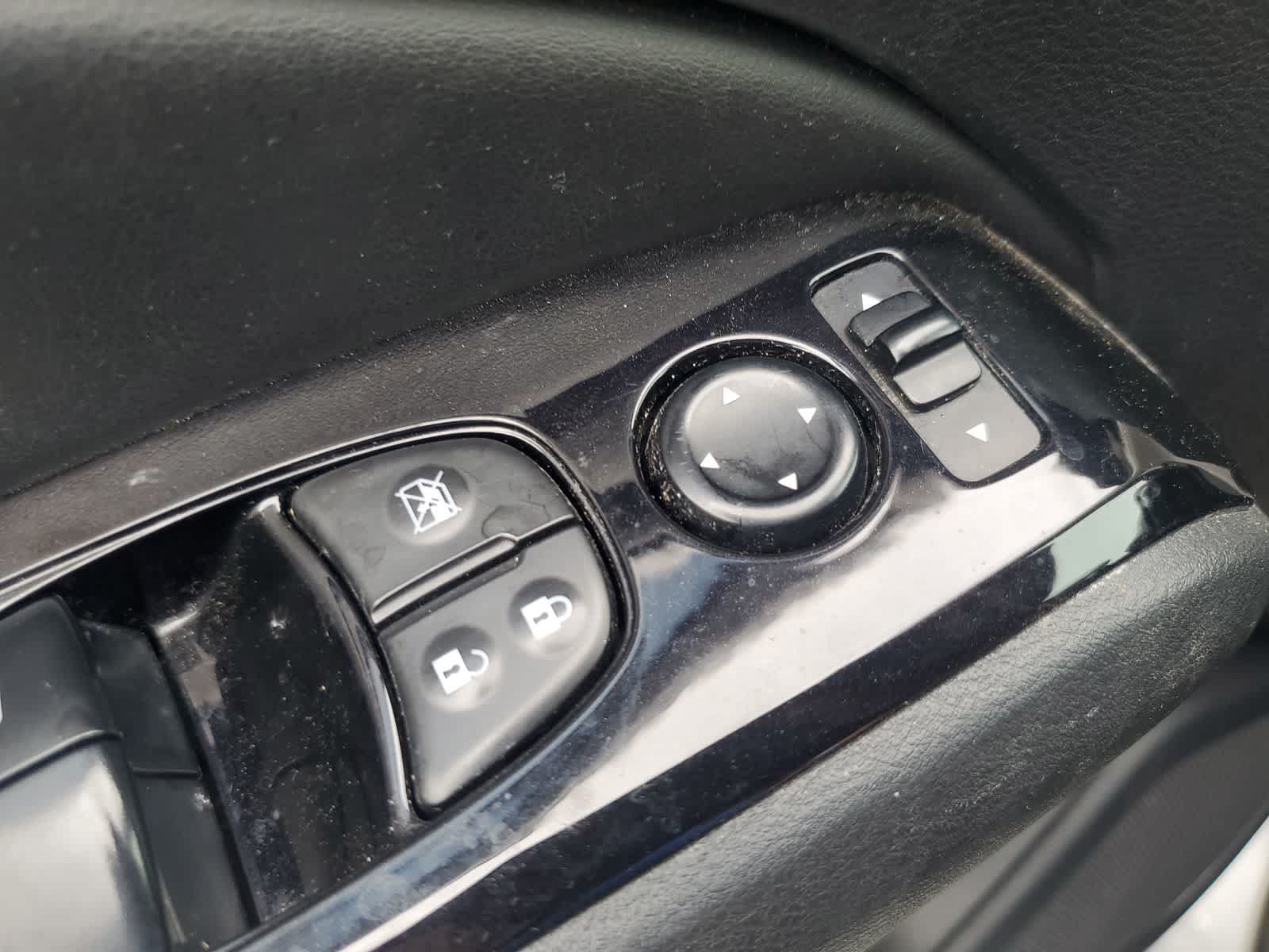 Used 2024 Nissan Altima 2.5 SR FWD image 25