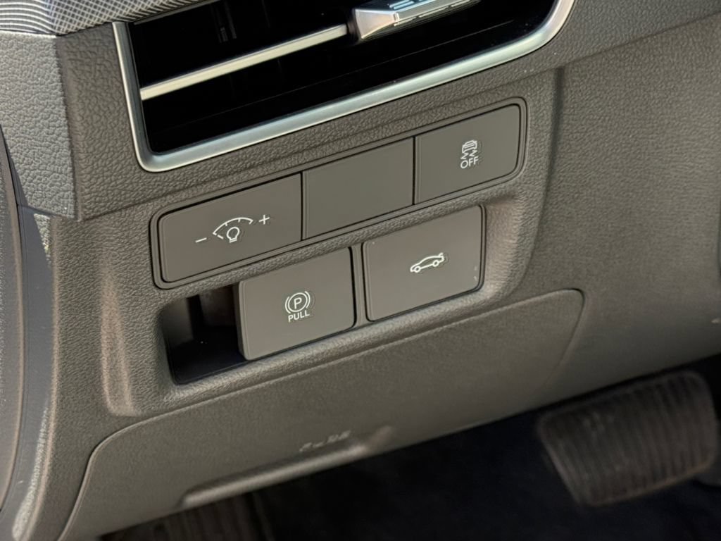 Used 2025 Hyundai Sonata SEL FWD image 18