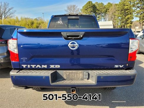 Used 2016 Nissan Titan SV image 3