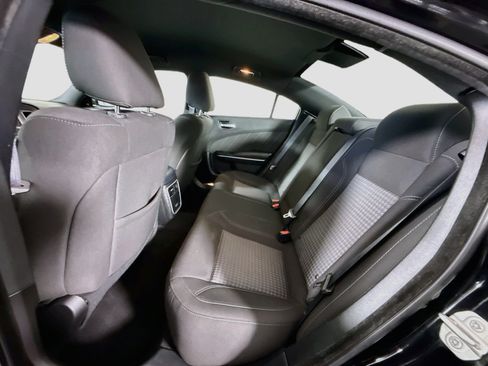 Used 2023 Dodge Charger SXT RWD image 25