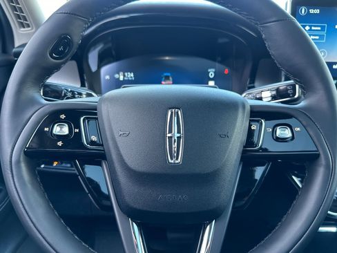 New 2025 Lincoln Corsair Reserve w/ Equipment Group 202A image 21