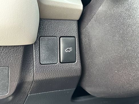 Used 2017 Toyota RAV4 Limited FWD image 20