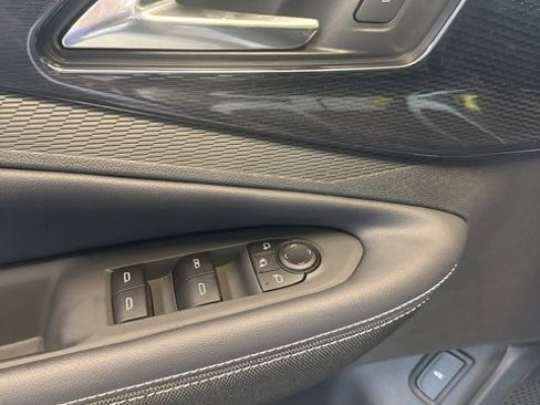 New 2025 Chevrolet Blazer EV LT image 11