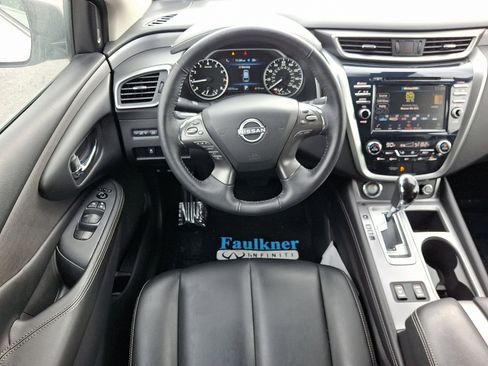 Used 2024 Nissan Murano SV w/ SV Midnight Edition Package image 11
