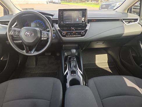 Used 2022 Toyota Corolla LE FWD image 19