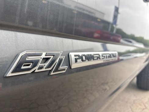 Used 2020 Ford F250 Platinum w/ FX4 Off-Road Package AWD/4WD image 12