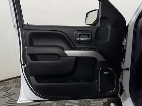 Used 2015 Chevrolet Silverado 1500 LTZ Z71 w/ LTZ Plus Package AWD/4WD image 12