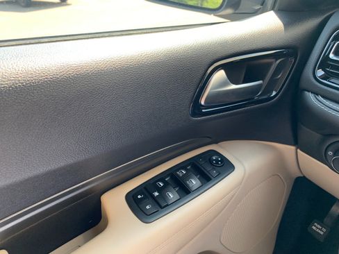 Used 2021 Dodge Durango SXT AWD/4WD image 15