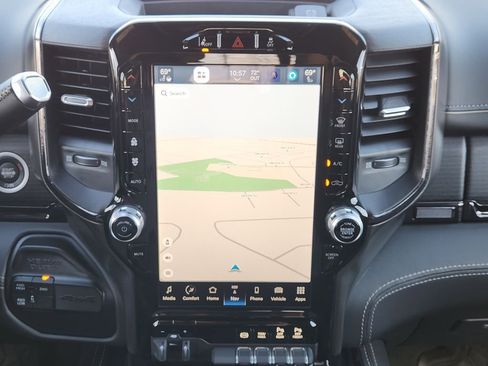 Used 2024 RAM 3500 Limited image 18