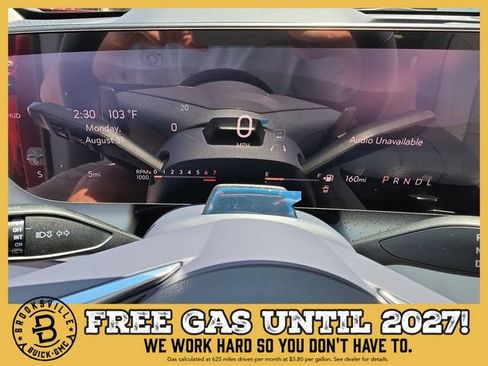 New 2027 Buick Enclave Avenir w/ LPO, Floor Liner Package FWD image 31