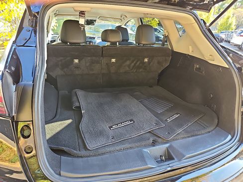 Certified 2024 Nissan Murano SV w/ SV Midnight Edition Package image 28