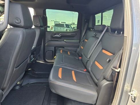 Used 2023 GMC Sierra 1500 AT4 w/ AT4 Preferred Package AWD/4WD image 13