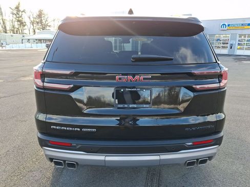 Used 2024 GMC Acadia Elevation image 6