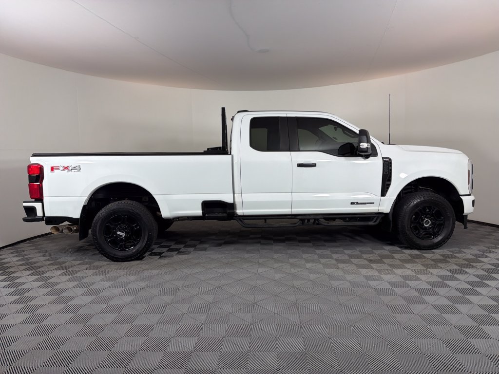 Used 2025 Ford F250 XL w/ STX Appearance Package AWD/4WD image 2