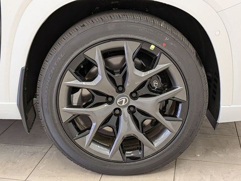 New 2026 Lexus TX 500h AWD w/ Technology Package image 16