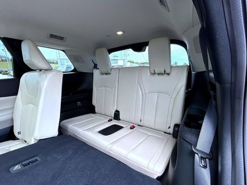 Certified 2025 INFINITI QX60 Luxe w/ Vision Package AWD/4WD image 20