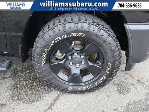 Used 2025 RAM 1500 Warlock AWD/4WD image 36