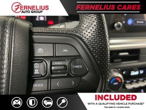 Used 2025 Toyota Tacoma SR5 image 43