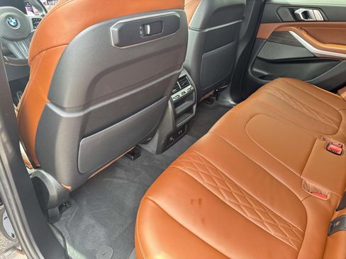Used 2024 BMW X5 xDrive40i w/ M Sport Package AWD/4WD image 14