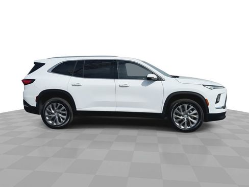Used 2026 Buick Enclave Preferred FWD image 42