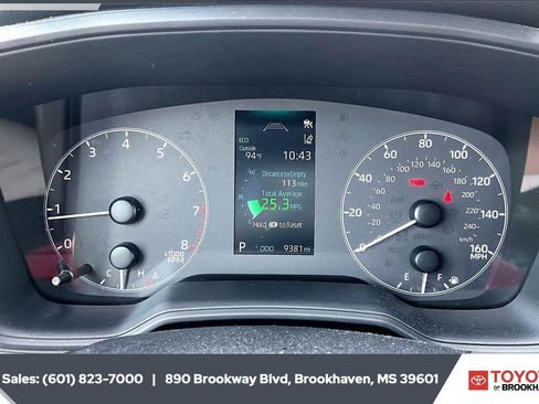 Used 2025 Toyota Corolla SE FWD image 14