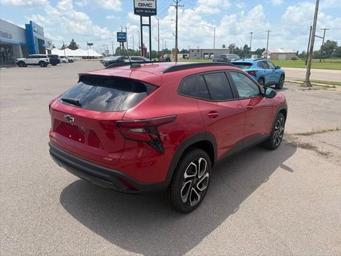 New 2026 Chevrolet Trax RS w/ Driver Confidence Package FWD image 6