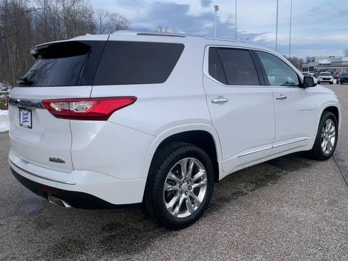 Used 2021 Chevrolet Traverse High Country image 9